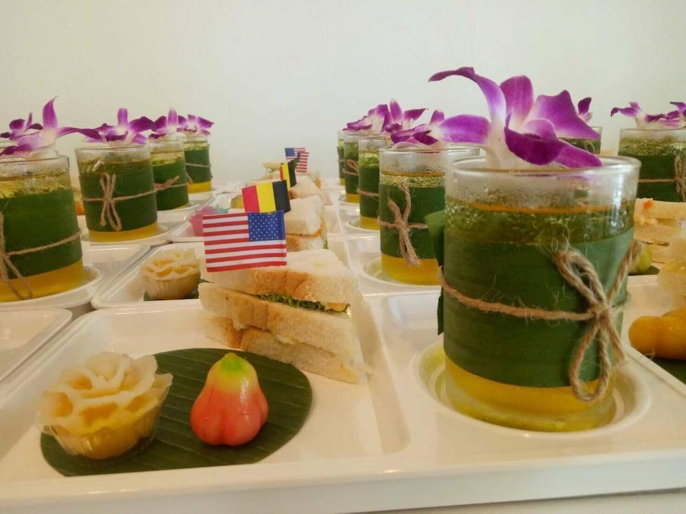 The Route Sriracha Hotel And Residence Ban Laem Chabang Eksteriør bilde